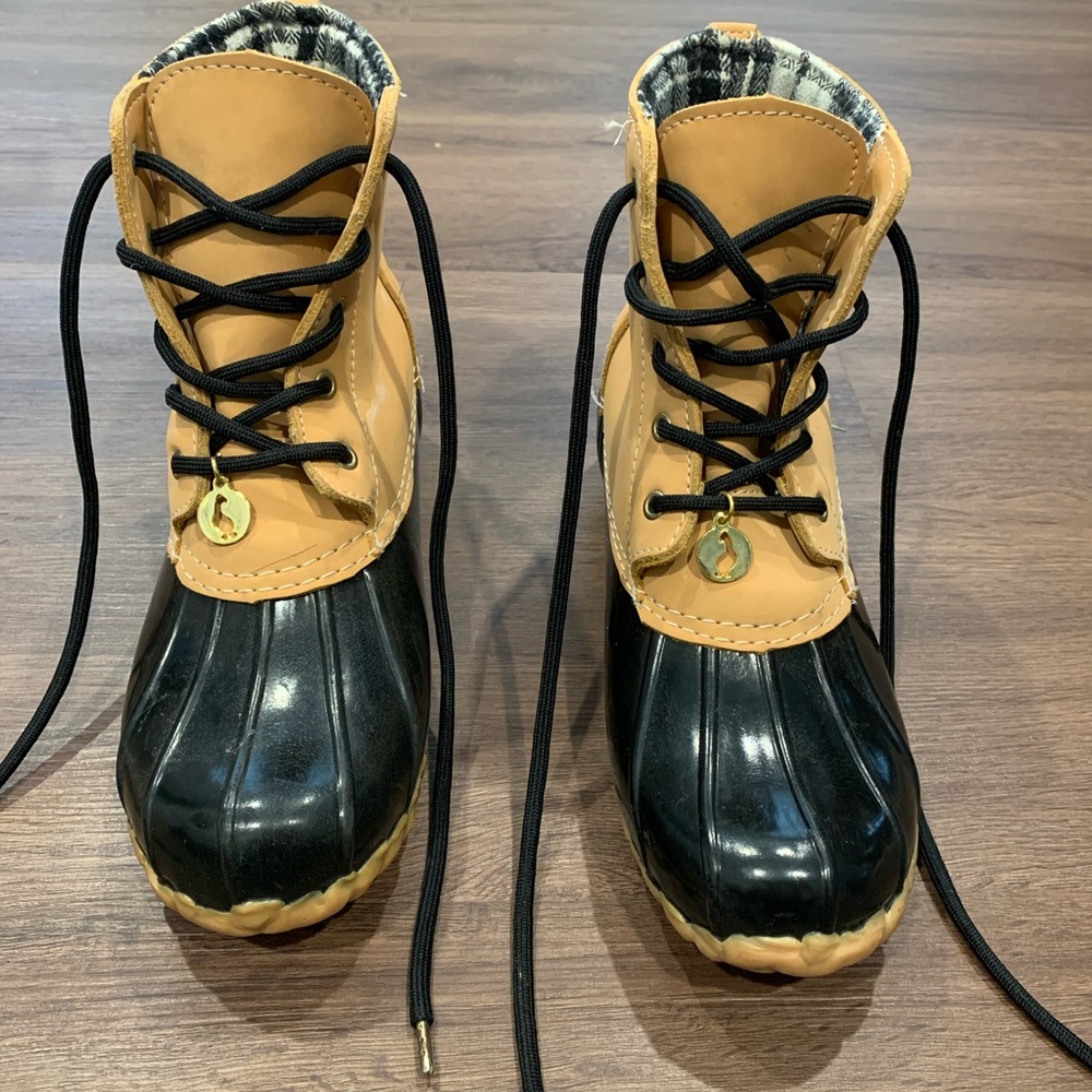 The Original Duck Boot